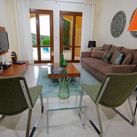 Villa Aphrodite Hills Junior Villas Junior Tf01 Air Conditioning Private Pool 3 Bedrooms P Paphos
